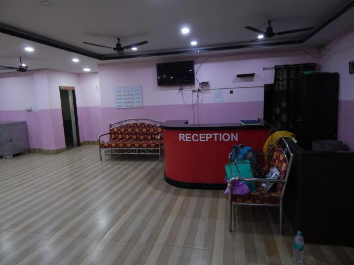new yatrik hotel