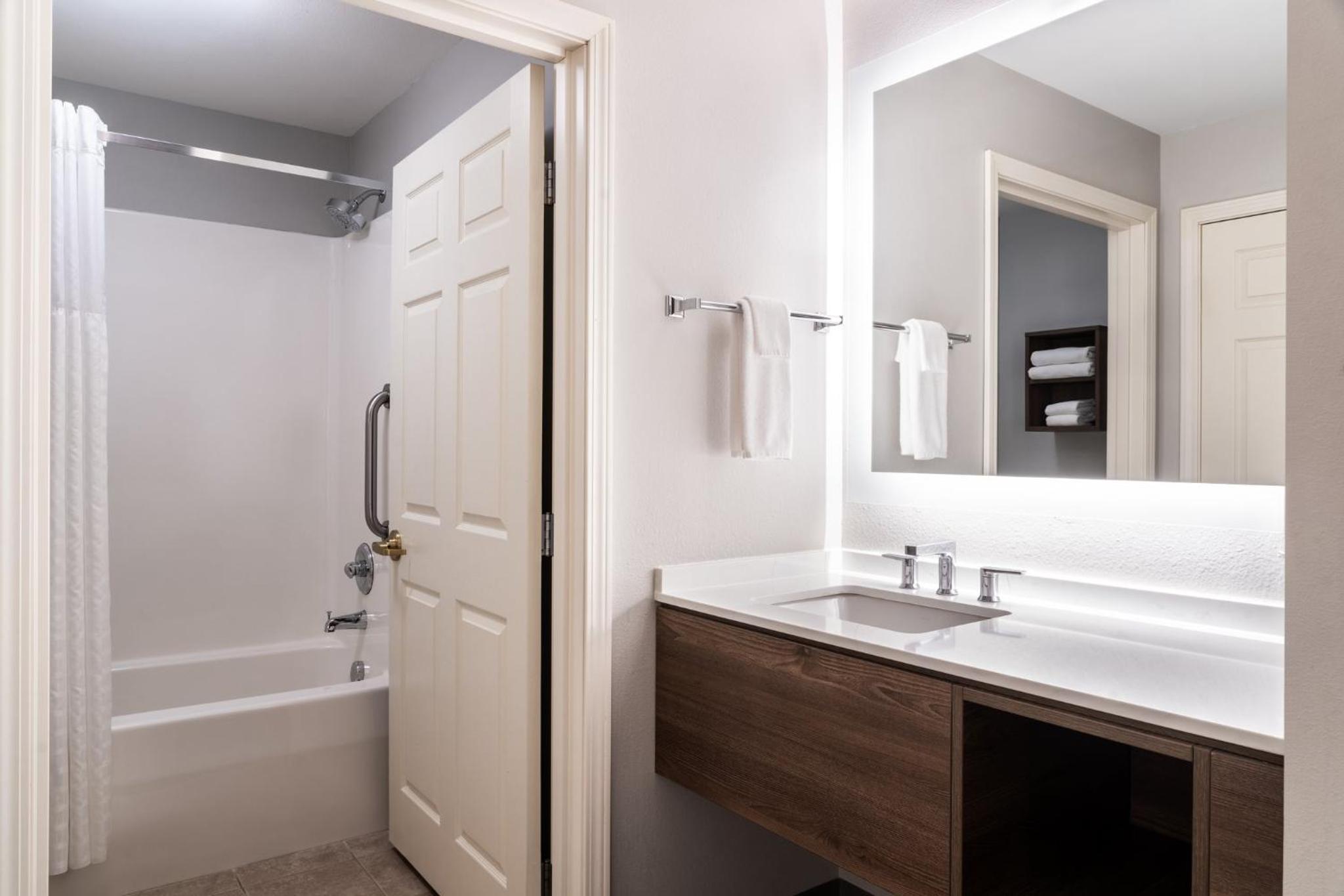 staybridge suites akron stow cuyahoga falls by ihg