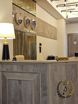 Old Avenue Hotel,,3 star