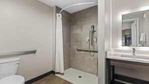 studio 6 richmond airport
