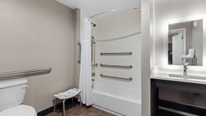 studio 6 richmond airport