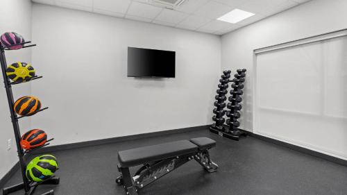 studio 6 richmond airport