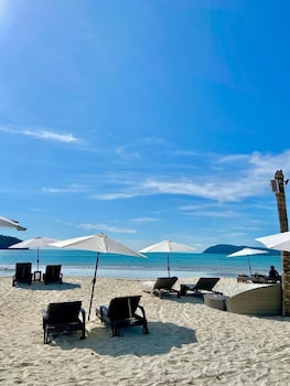 cenanghill beachfront langkawi