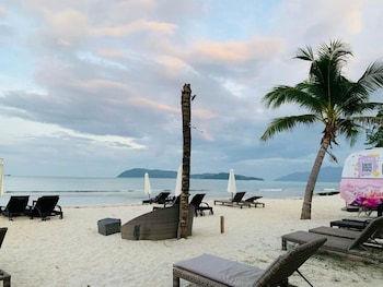 cenanghill beachfront langkawi