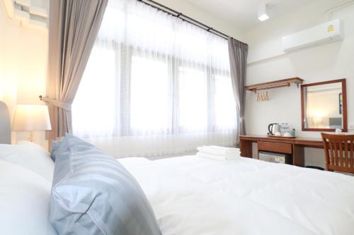 vintana siam hotel bangkok