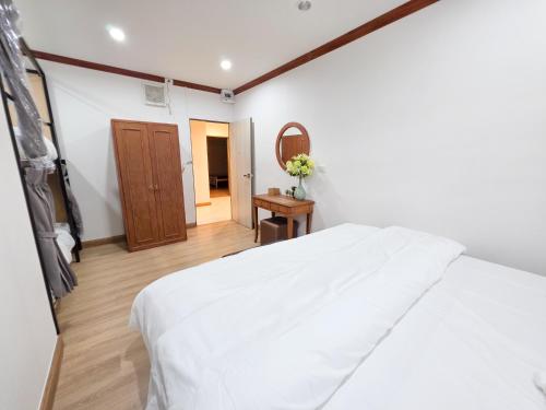 vintana siam hotel bangkok