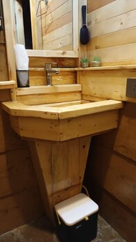 snovika the organic farm and stays