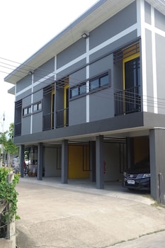 Baan Pak Sud Soi,,3 star