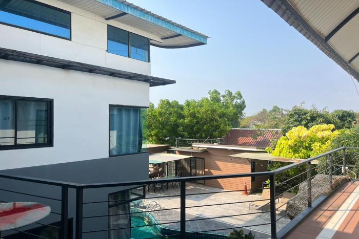 bkl pool villa pattaya