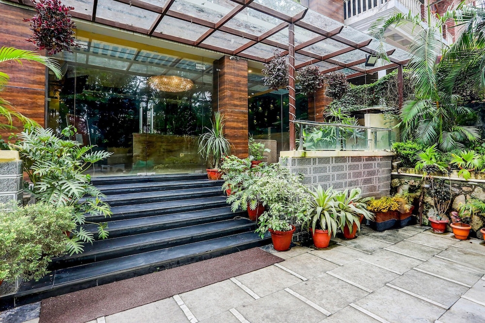 luxury stays at mussorie foothills