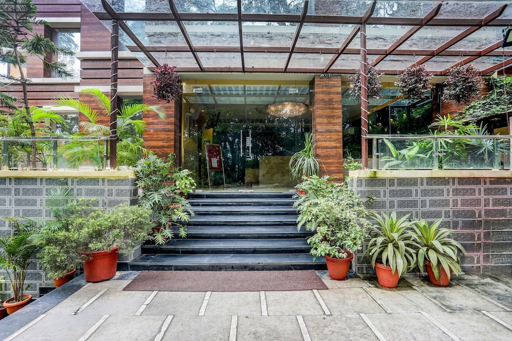 luxury stays at mussorie foothills