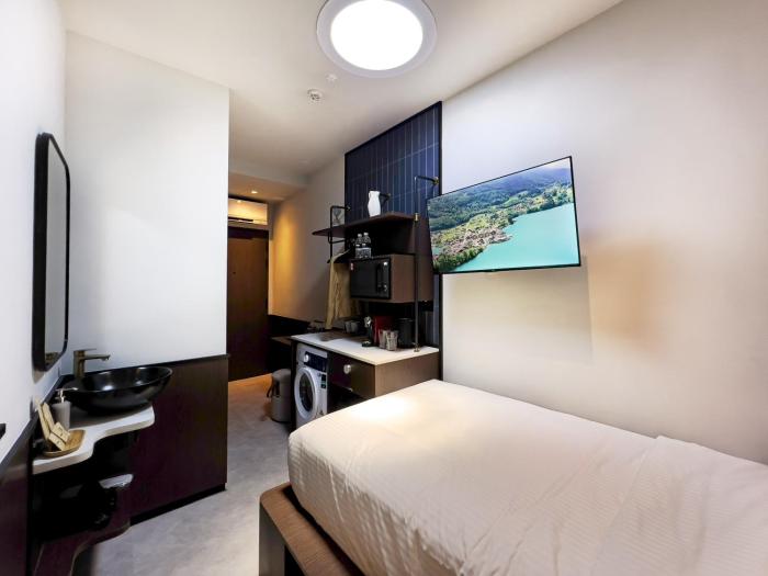 coliwoo hotel kampong glam