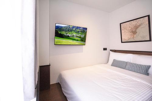 coliwoo hotel kampong glam