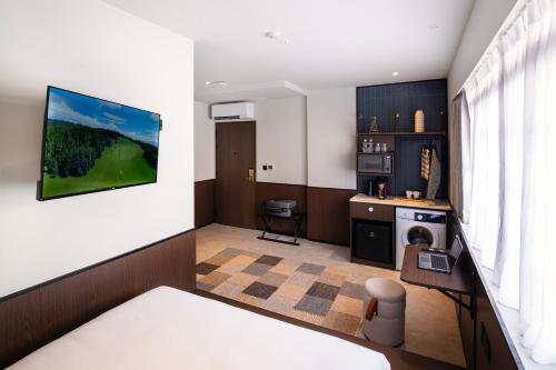 coliwoo hotel kampong glam