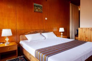 hotel ugyen ling