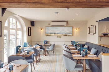 The Ship Hotel,,5 star