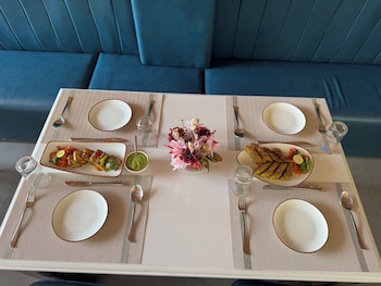 hillcrest valley ranikhet