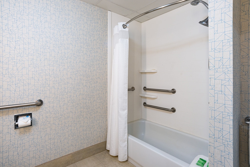 holiday inn express hotel and suites swansea by ihg