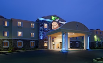 Holiday Inn Express Hotel & Suites Swansea By Ihg,Providence>>Bristol,4 star