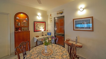 yellowbrick calcuttas freshest bnb