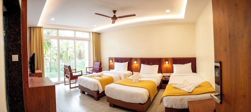 hotel the pearl shine