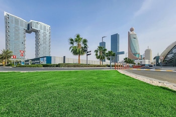 vogue 2bhk dubai frame view park metro