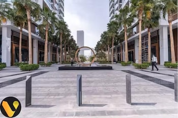 vogue 2bhk dubai frame view park metro