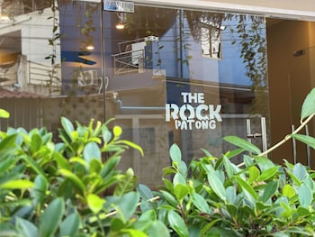 the rock patong comfort stay