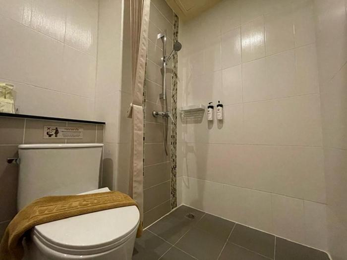 the rock patong comfort stay