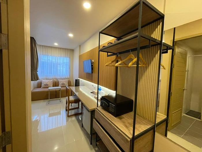 the rock patong comfort stay