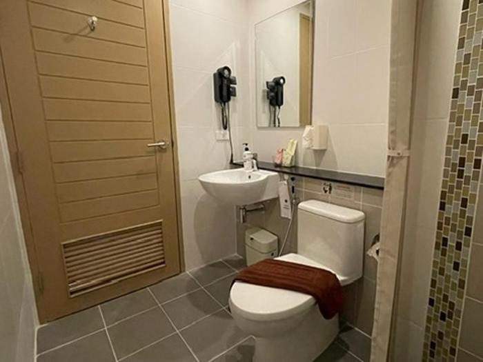 the rock patong comfort stay