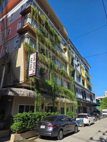 the rock patong comfort stay