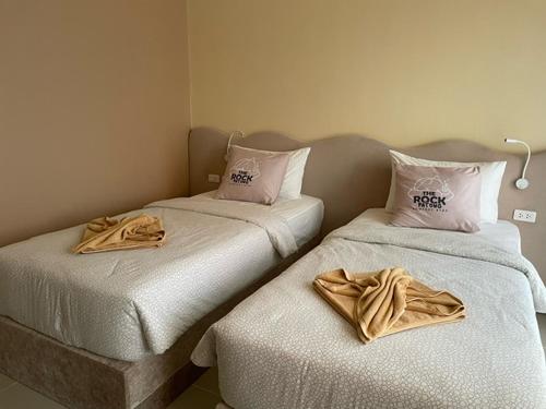 the rock patong comfort stay