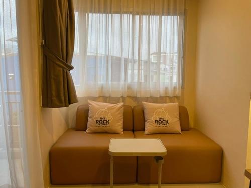 the rock patong comfort stay