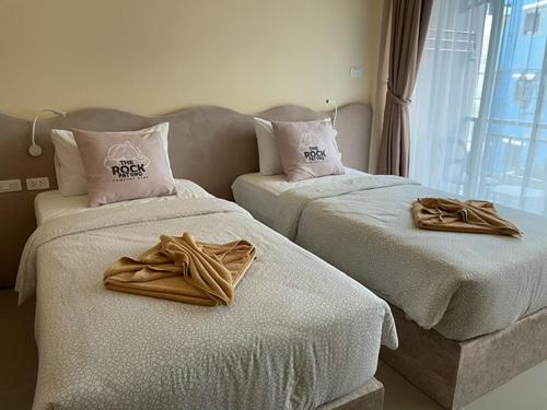 the rock patong comfort stay