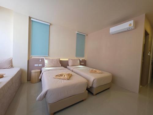 the rock patong comfort stay