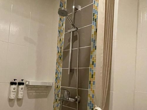 the rock patong comfort stay