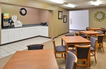 Comfort Crest Inn,,3 star