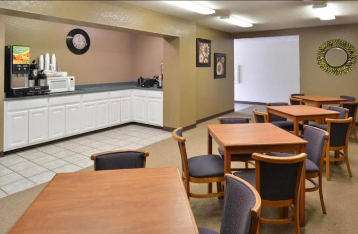 comfort crest inn