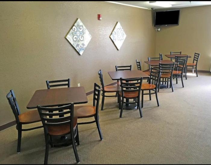 comfort crest inn