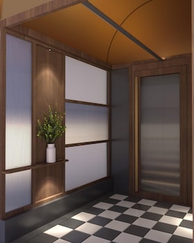 Hotel Falcon Inn,,2 star