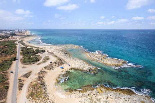 achziv beach stylish stay by sea n rent