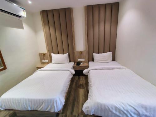 hotel amar residency