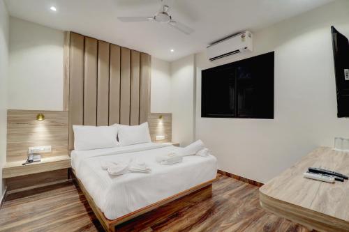 hotel amar residency