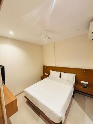 hotel amar residency