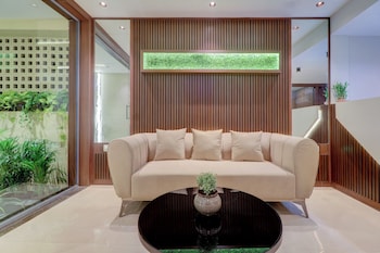 hotel amar residency