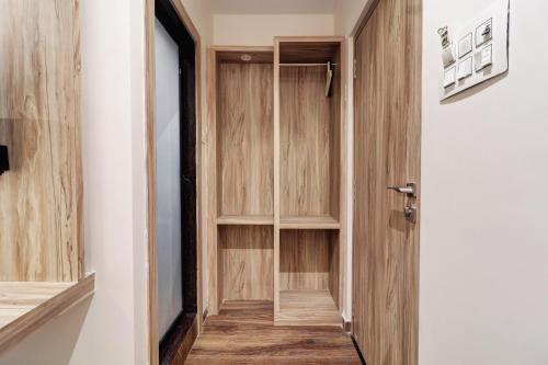 hotel amar residency