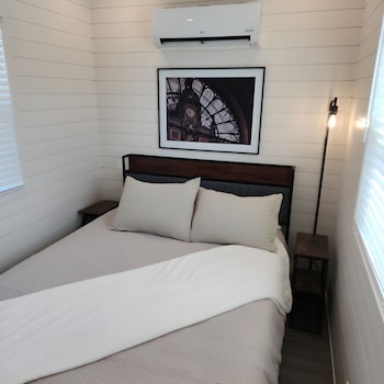 Unit 7 Napa Valley Station Stylish Stay,,2 star