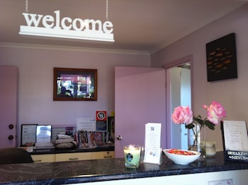 sapphire waters motor inn
