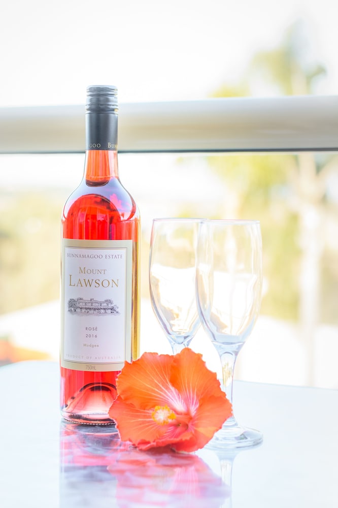 sapphire waters motor inn